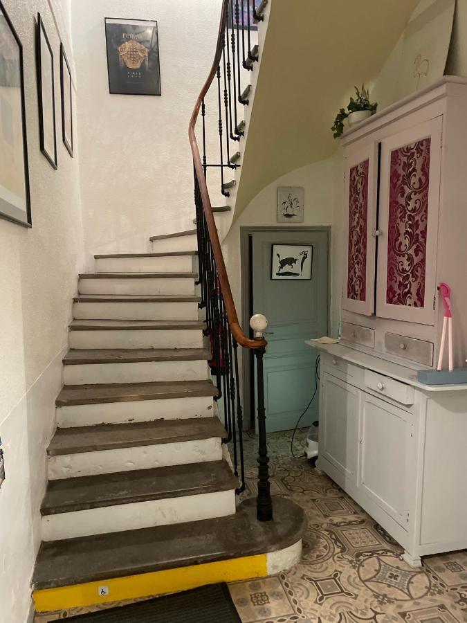 Hotel La Tour Des Fees Quissac  외부 사진