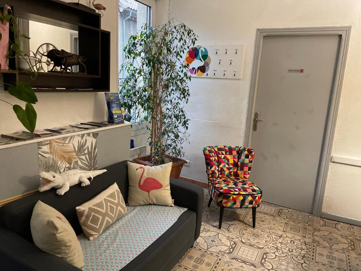 Hotel La Tour Des Fees Quissac  외부 사진